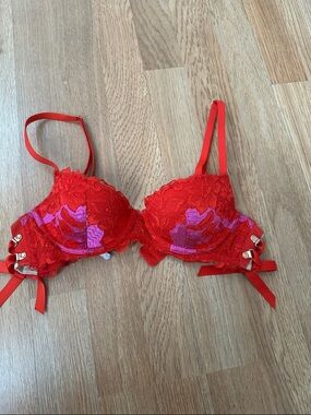Savage X Fenty Red Lace Bra with Pink Details